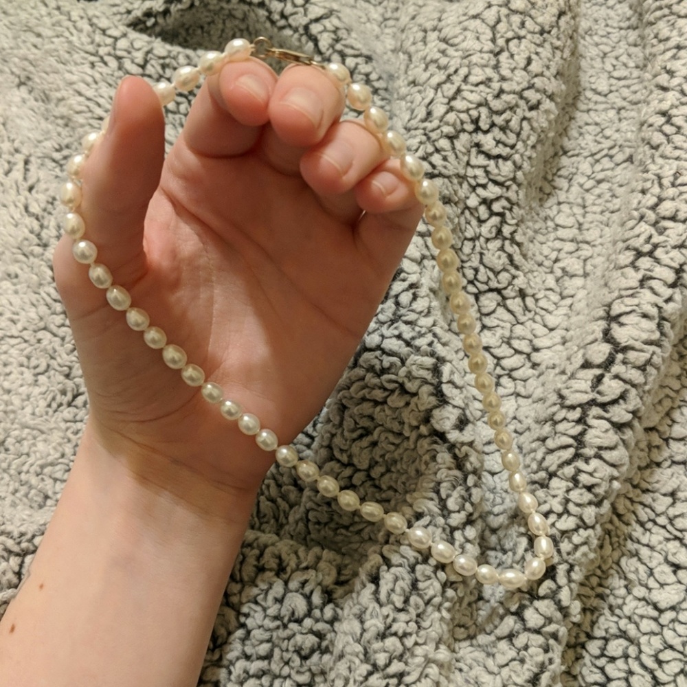 pearl necklace
